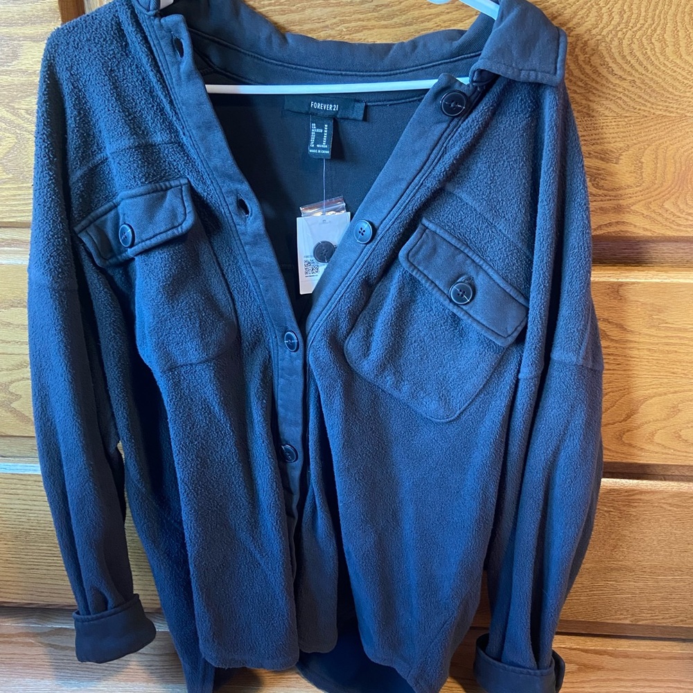 Forever 21 - Picture 2 of 2